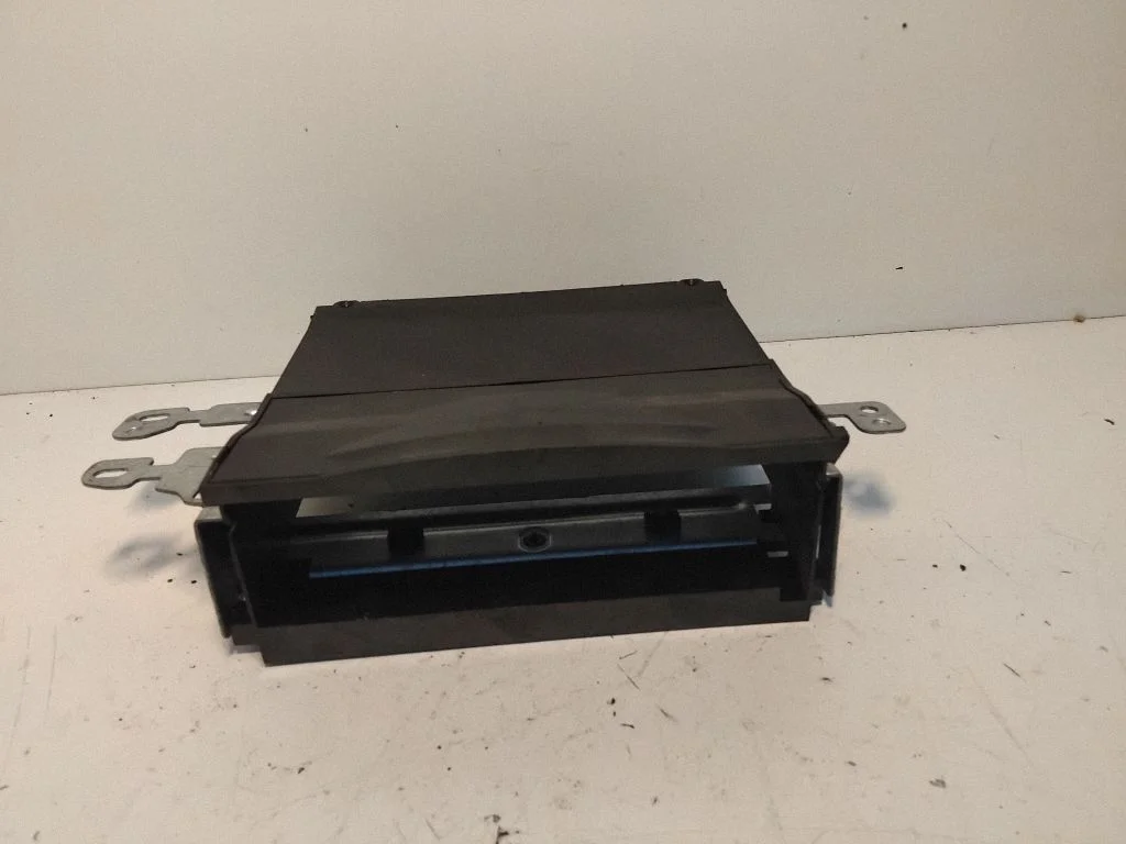 CD/DVD changer A2516800331
