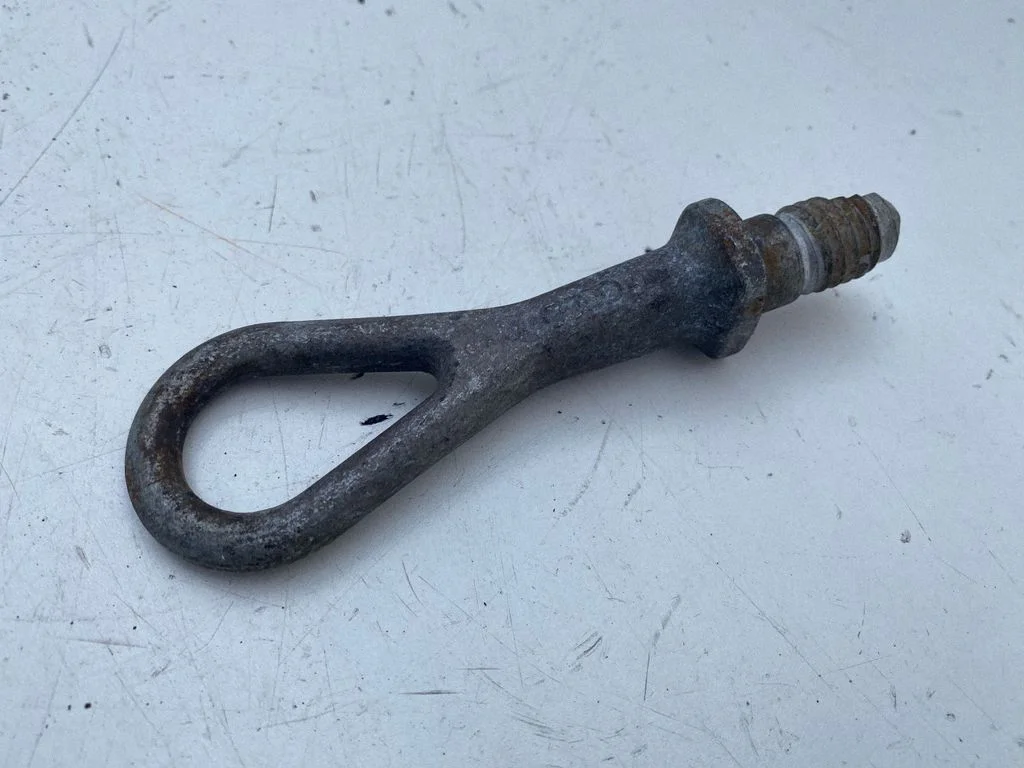 Towing hook eye – Audi A6 S6 C5 4B (1997-2005)