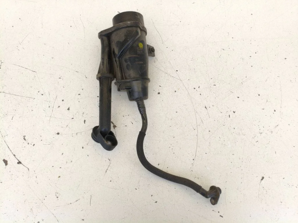 Oil breather separator 55575980