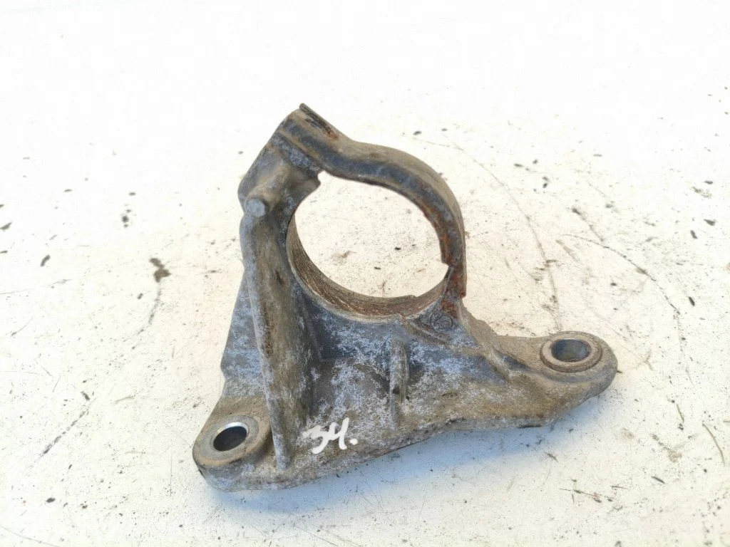 Driveshaft support bearing bracket 8200974845