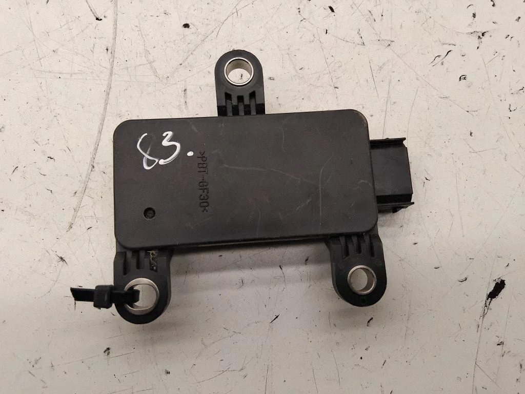 ESP (stabilitātes sistēmas) sensors (paātrinājuma sensors) BG6810G320