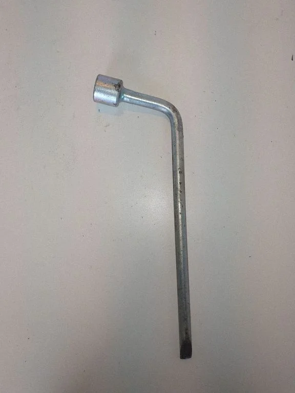 Wheel nut wrench