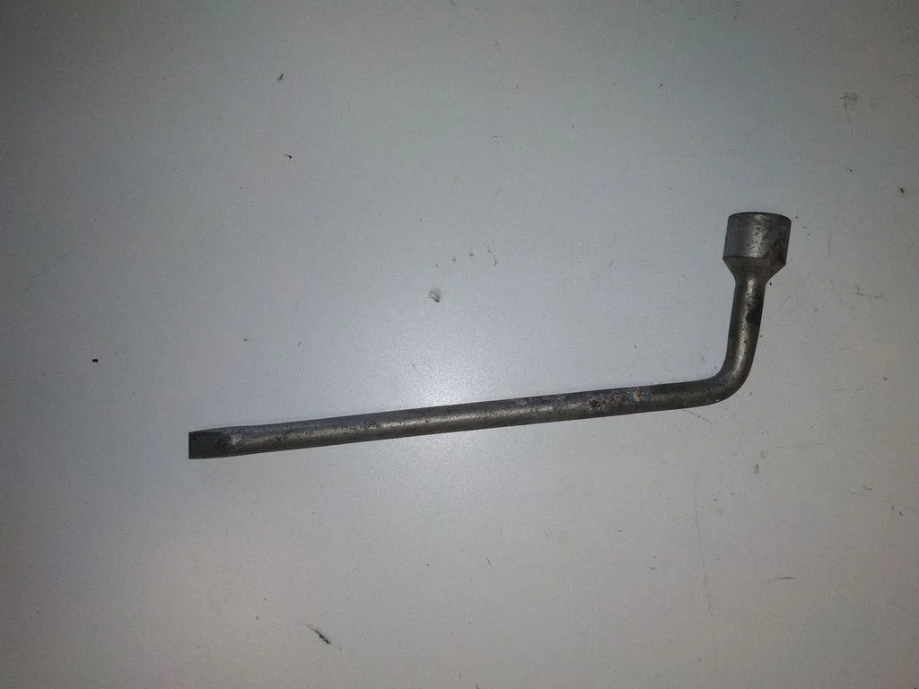 Rattamutrivõti – Toyota Corolla Verso E121 (2004-2007)