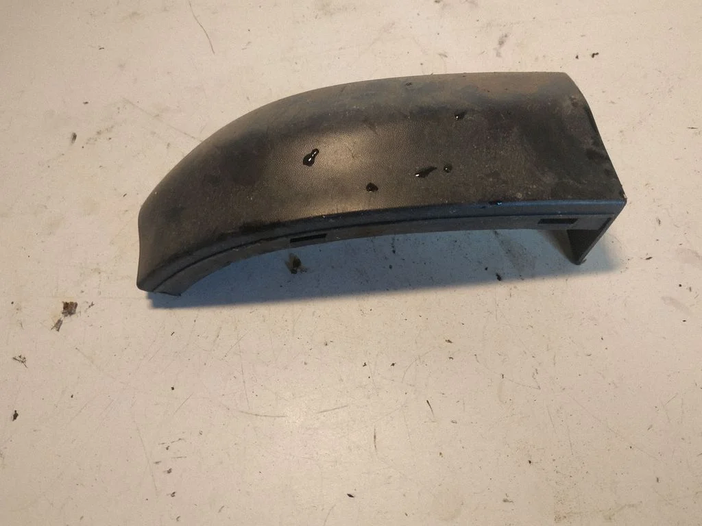 Rear bumper trim bar molding 090597595