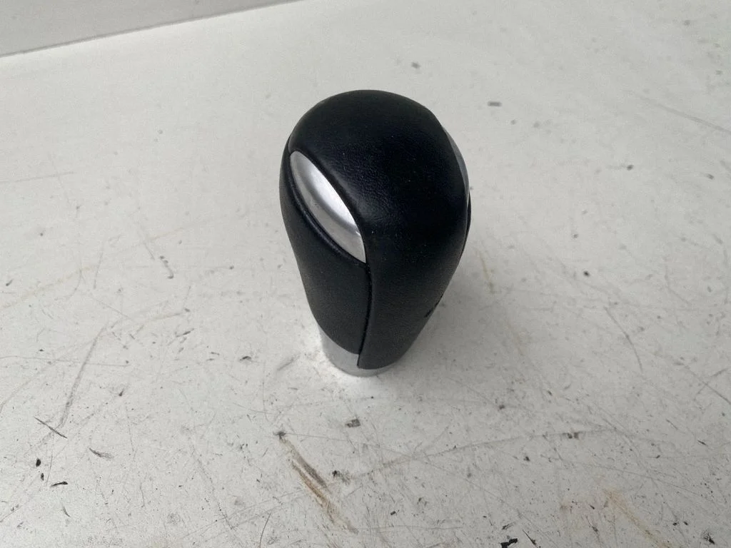 Käigukangi viimistlus (nahk, nupp) – Mazda 6 (2018-)
