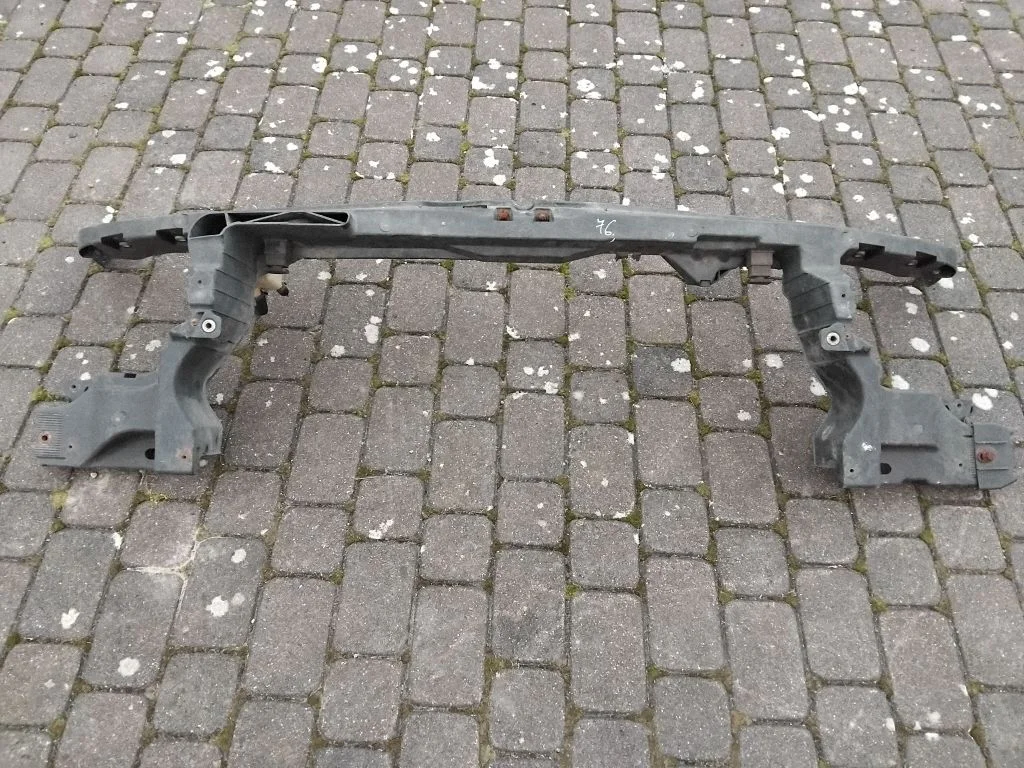 Radiatoru paneļa augšējā daļa L7E000004F