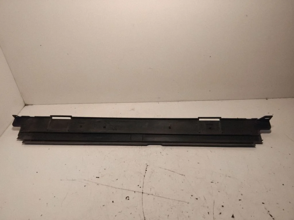 Top upper radiator support slam panel M151670