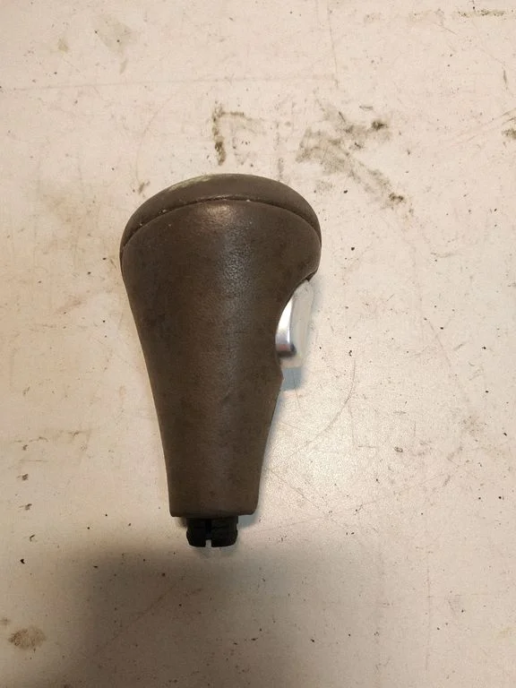 Gear lever shifter trim leather/knob