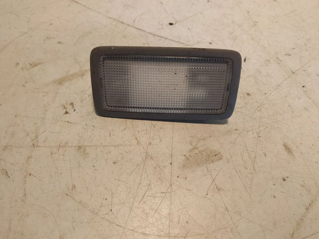 Other interior light – Toyota RAV 4 (XA30) (2006-2016)