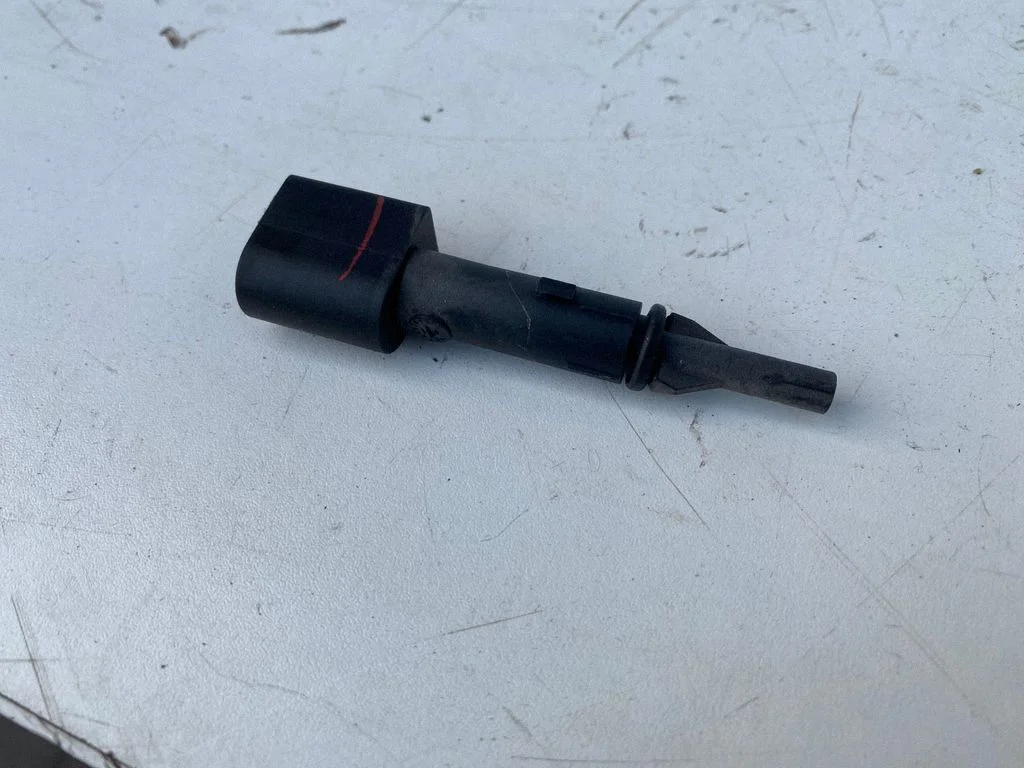 Interior temperature sensor 4B0820535A