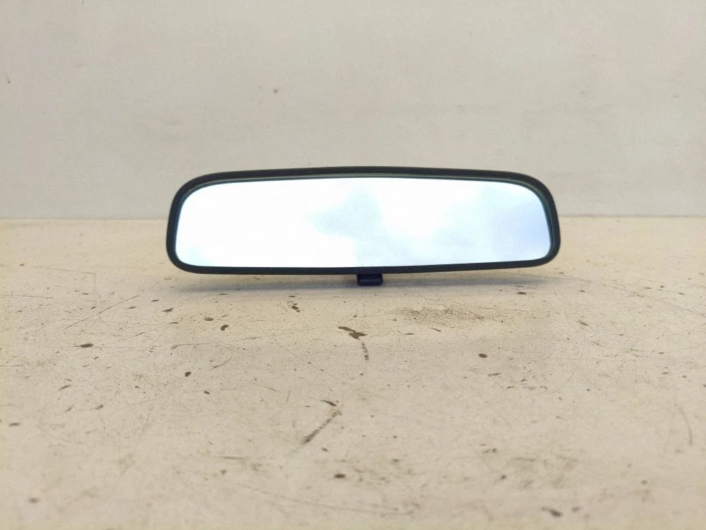 Rear view mirror (interior) – Hyundai i30 (2013-2016)