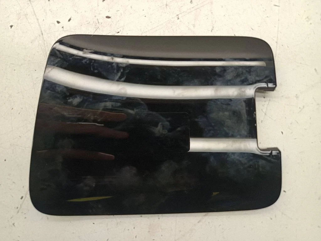Cita centrālās konsoles (tuneļa) detaļa A2066805900