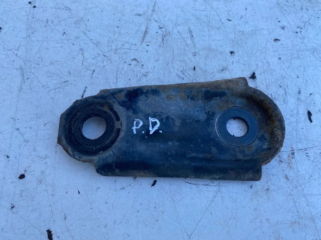Other front suspension part – front right