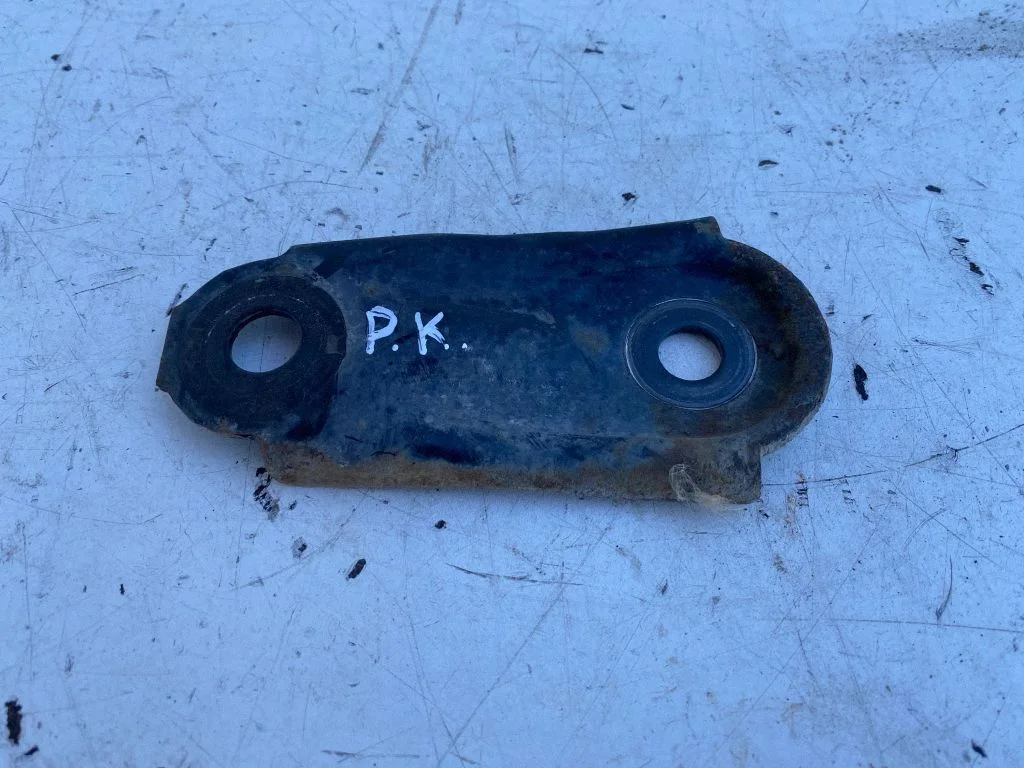 Other front suspension part – front left