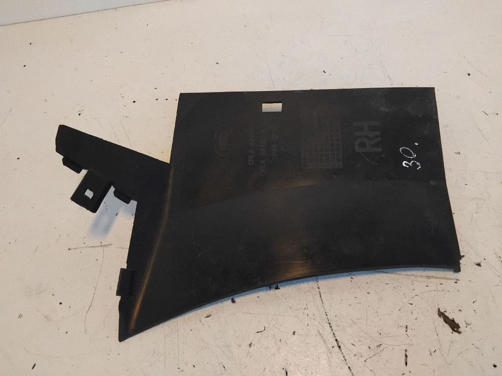 Intercooler air channel guide CPLA8A107AC