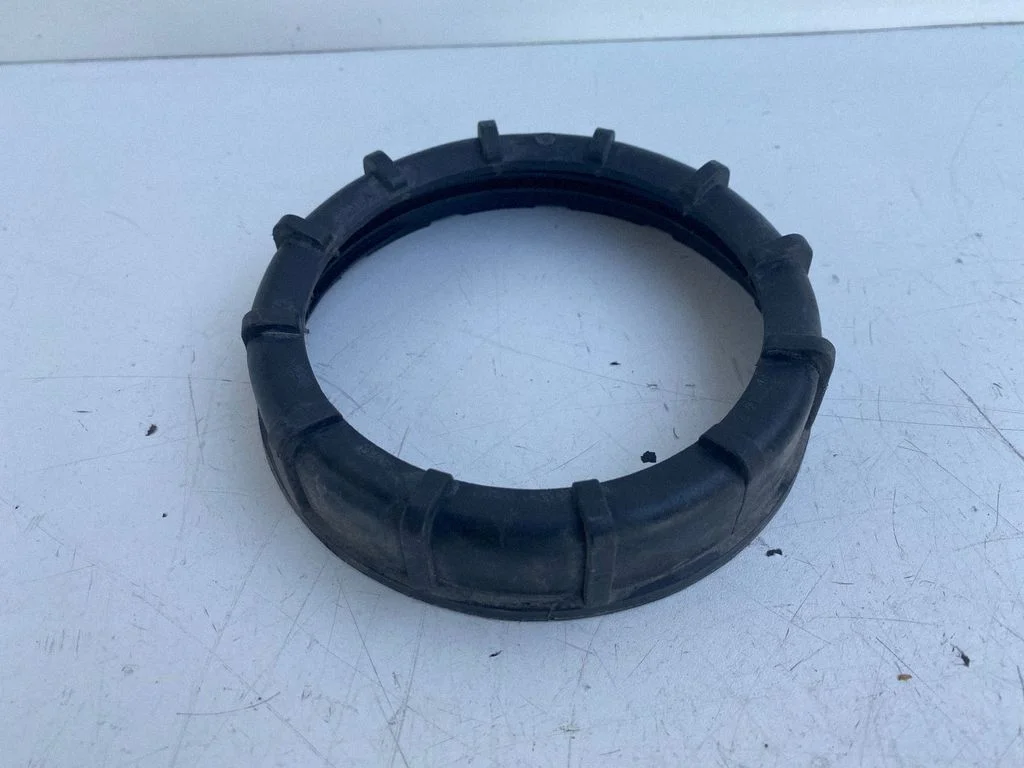 In tank fuel pump screw locking ring/nut – Audi A3 S3 8L (1996-2003)