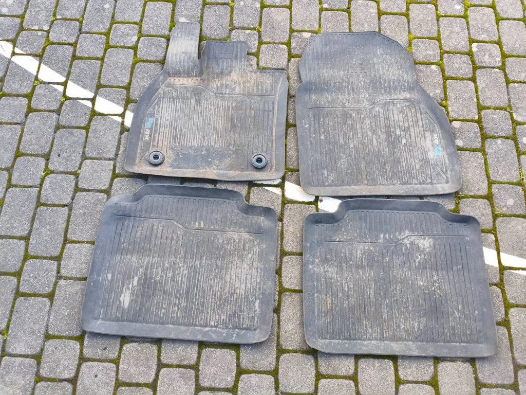 Paklājiņu komplekts PW21042053