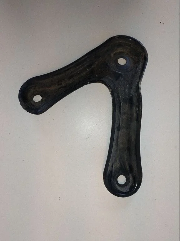Other rear suspension part – right