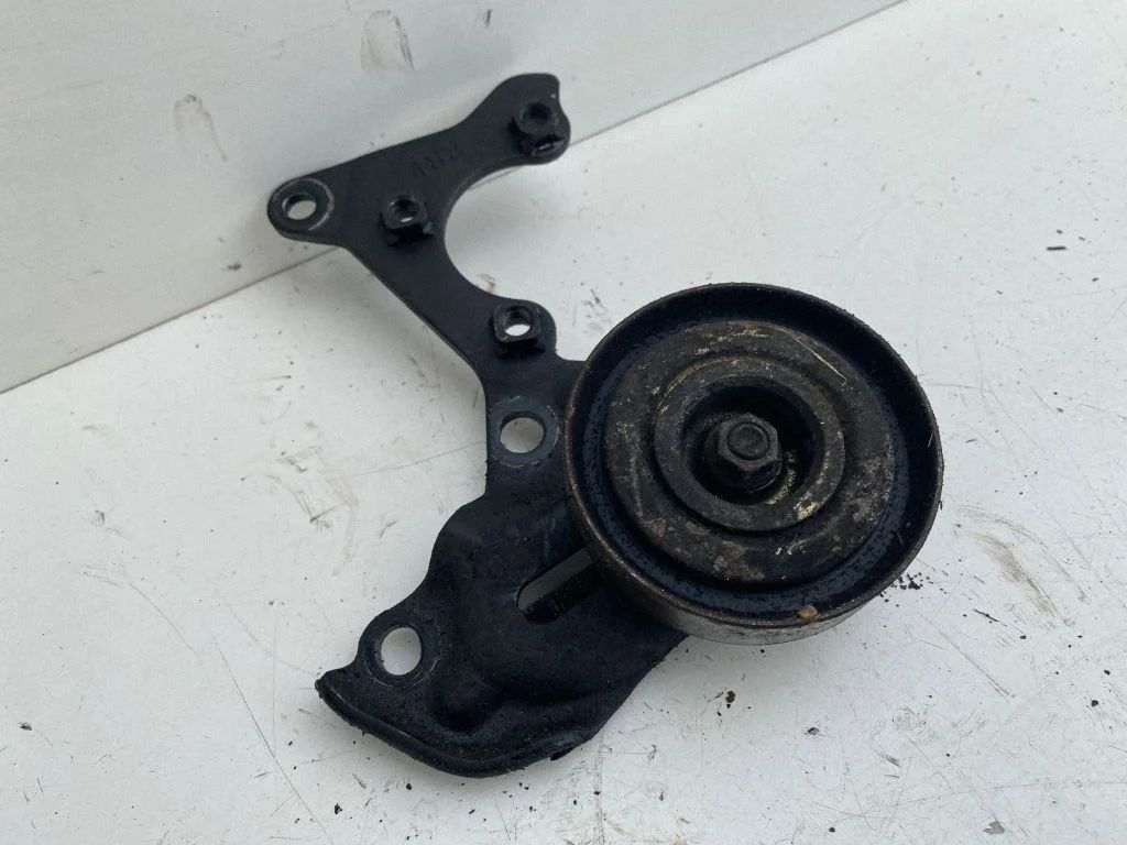 Napinacz paska wspomagania – Toyota Avensis T220 (2000-2003)
