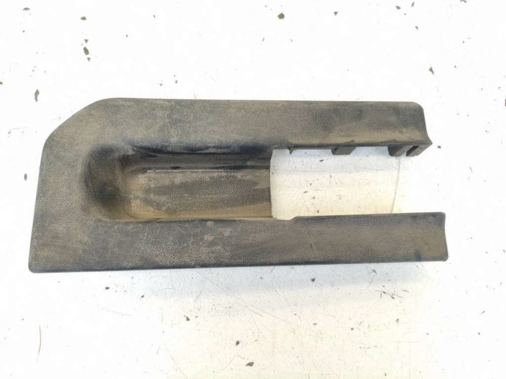 Rear seat rail trim cover 7215847070