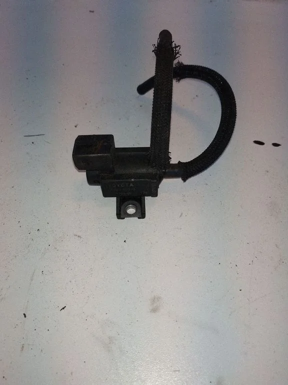 Valve vacuum – Lexus IS 220D-250-350 (2006-2013)