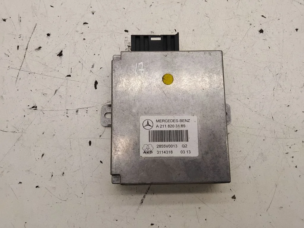 Telefona vadības bloks – Mercedes-Benz E klase W211 (2002-2009)