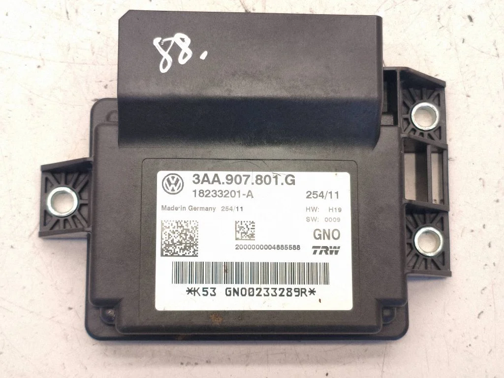 Hand brake control module 3AA907801G