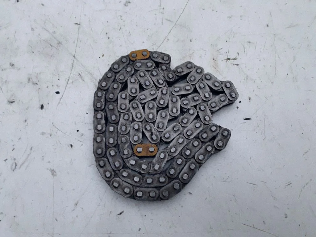 Timing chain (engine) – Toyota Corolla Verso AR10 (2004-2009)