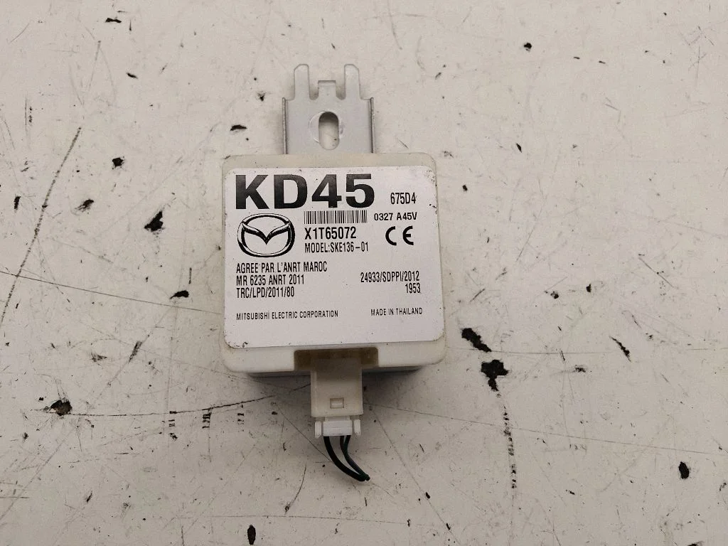Võtmeta süsteemi KESSY (keyless) juhtplokk/moodul – Mazda CX-5 (2012-2017)