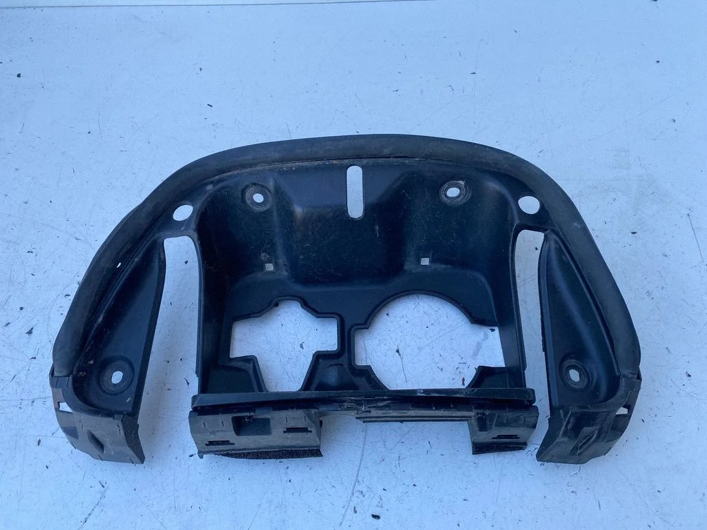 Electric car charge socket cover – Nissan Leaf I (ZE0) (2010-2017)