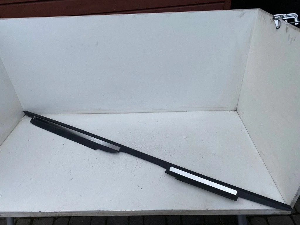 Läviste katete komplekt (sisemine) 4B0853492A