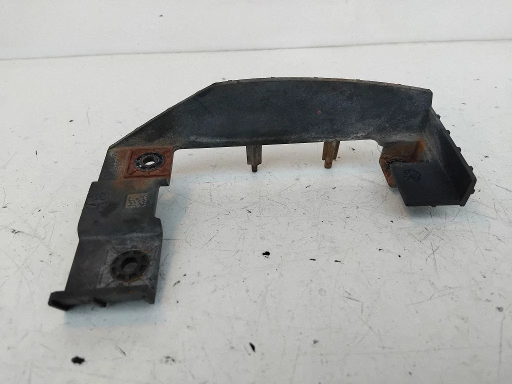 Distronic sensor bracket – Hyundai Kona I (2017-2023)