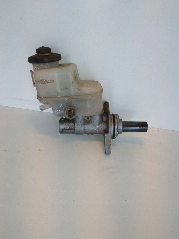 Master brake cylinder 80180