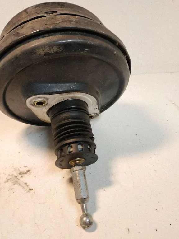 Brake booster 4B3612105A