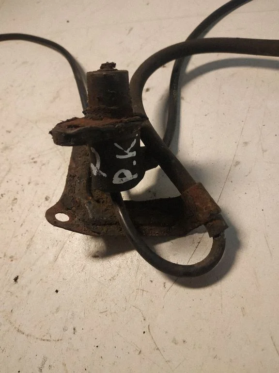 ABS brake wheel speed sensor 8954305040