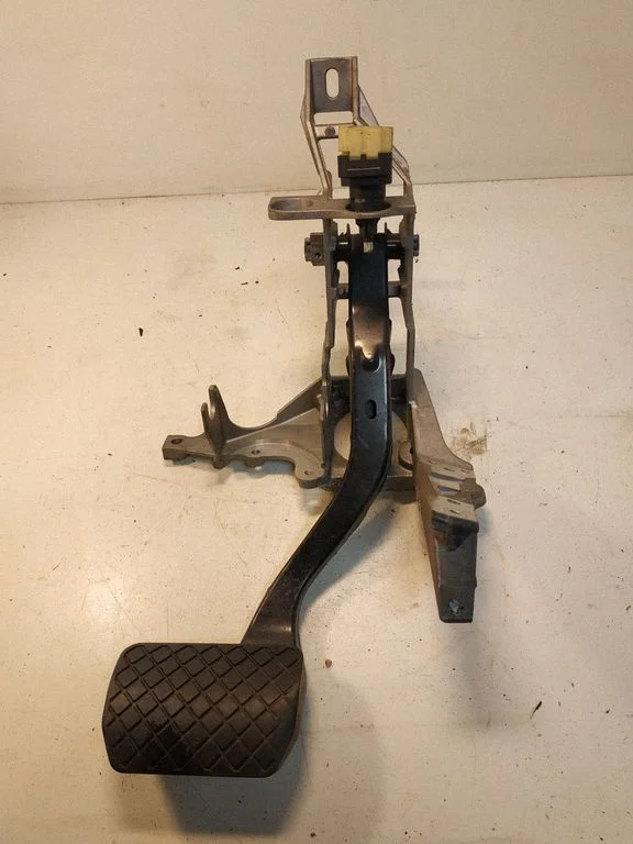 Brake pedal 8D1721117N