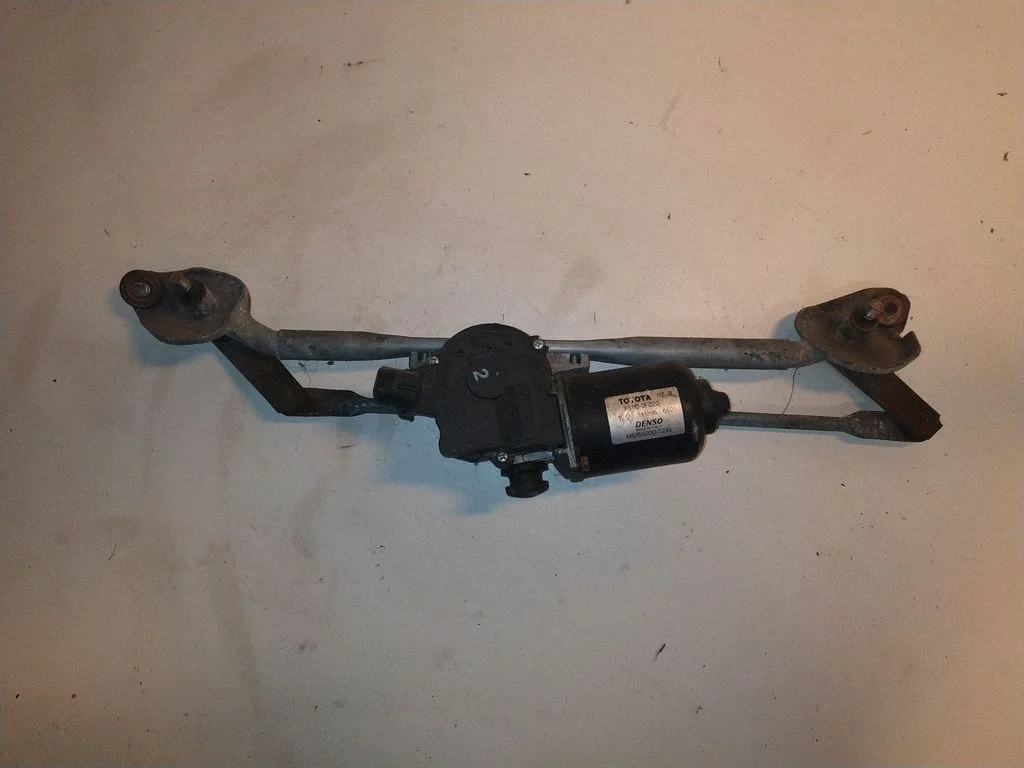 Front wiper linkage and motor 851100F020