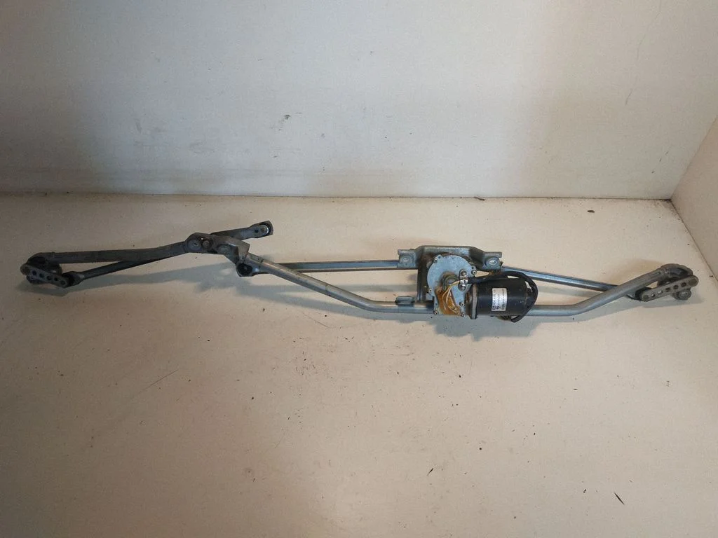 Front wiper linkage and motor 404496