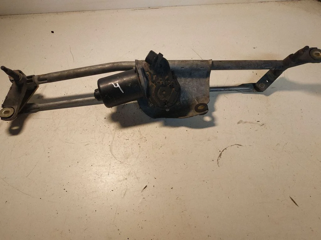 Front wiper linkage and motor 8511005040B