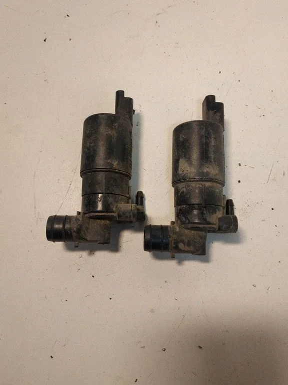 Klaasipesuvedeliku pump (klaaside)