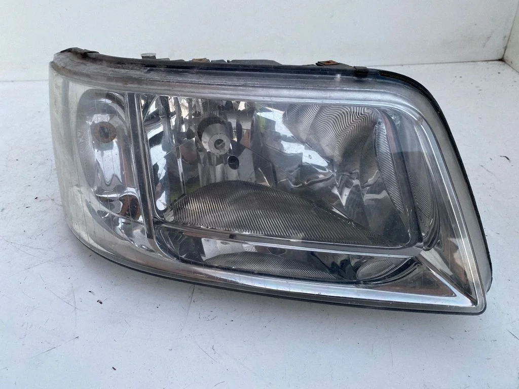 Headlight/headlamp – Volkswagen Transporter - Caravelle T4 (1991-2003)