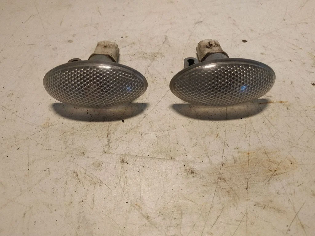 Poritiiva suunatuli – Citroen C5 (2001-2004)