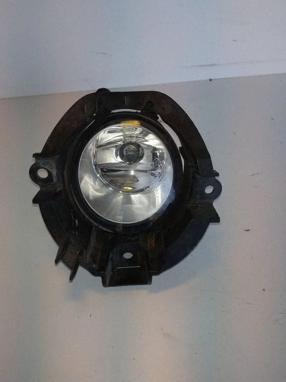 Front fog light 812100D041
