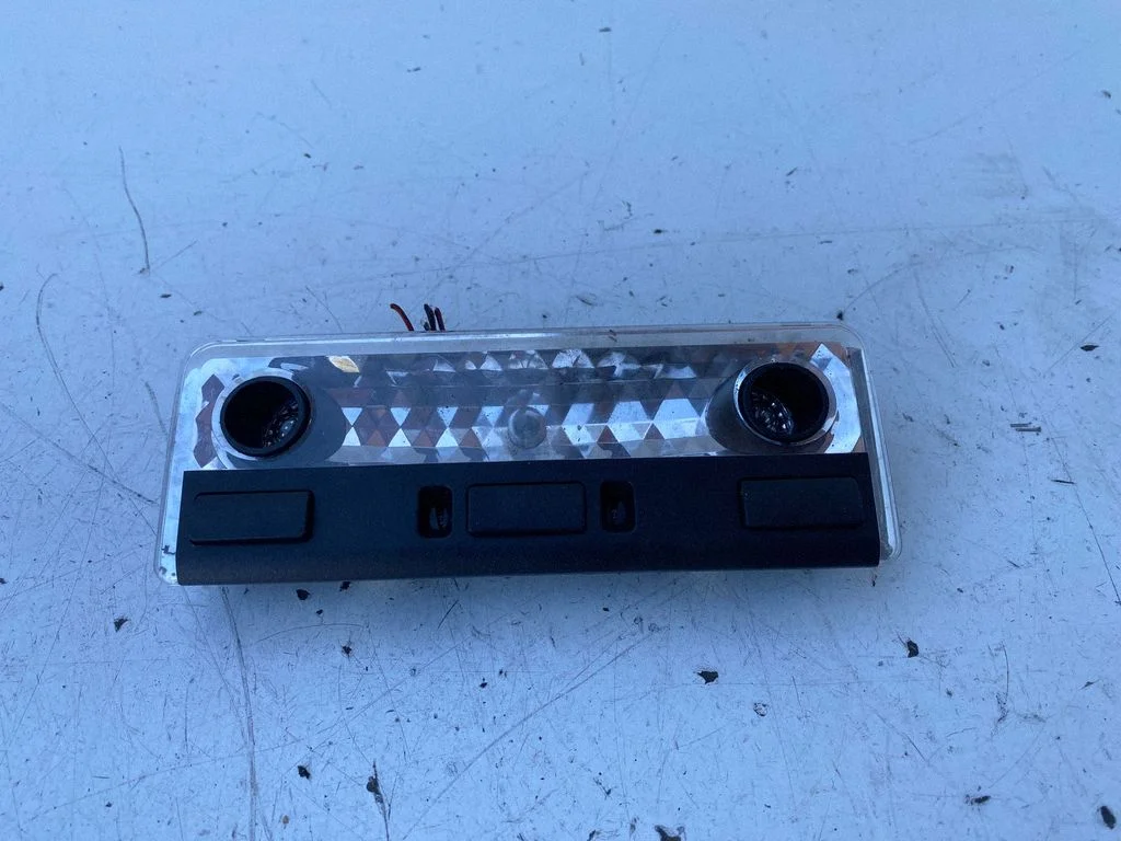 Front seat light – BMW X3 E83 (2003-2010)