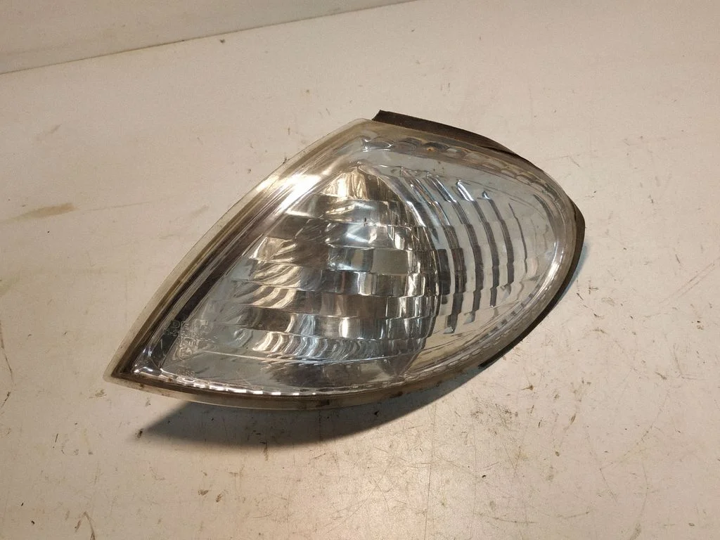 Front indicator light 082151594L