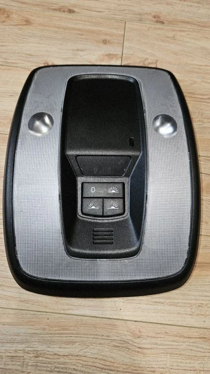 Lampka przednich siedzeń – Volvo V60 (2013-2018)