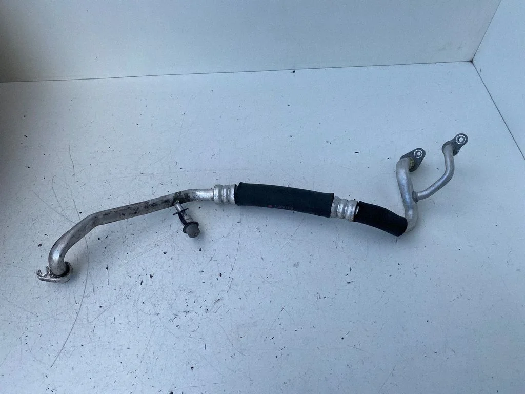 Air conditioning (A/C) pipe/hose