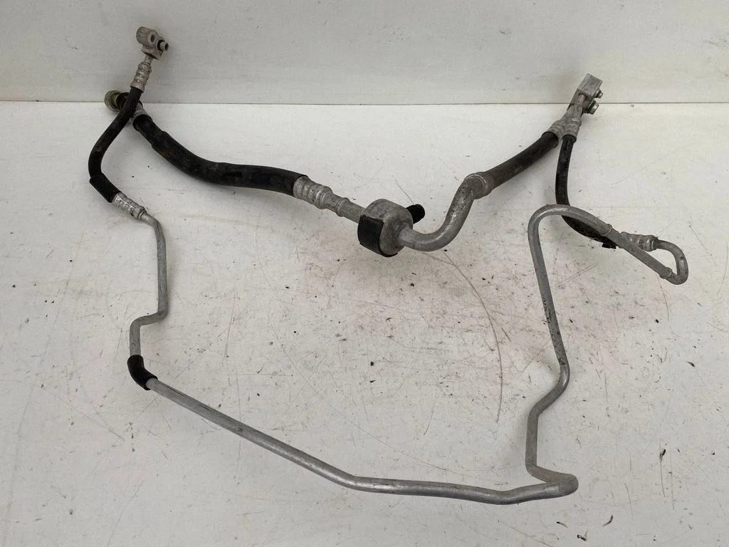 Air conditioning (A/C) pipe/hose