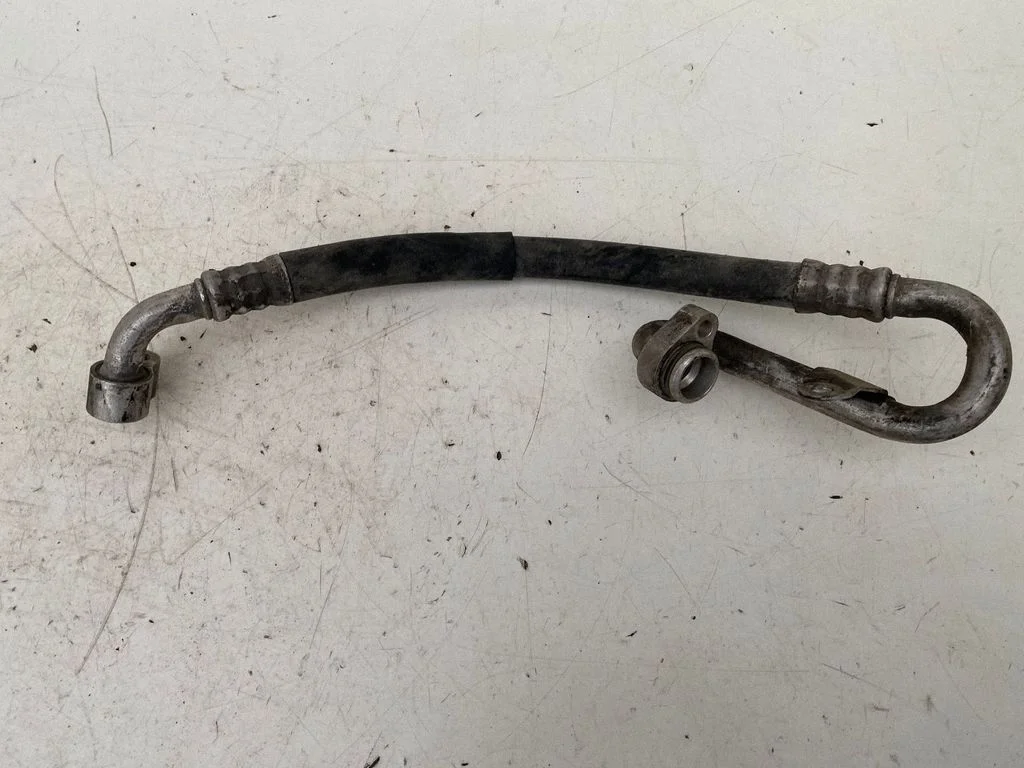 Air conditioning (A/C) pipe/hose