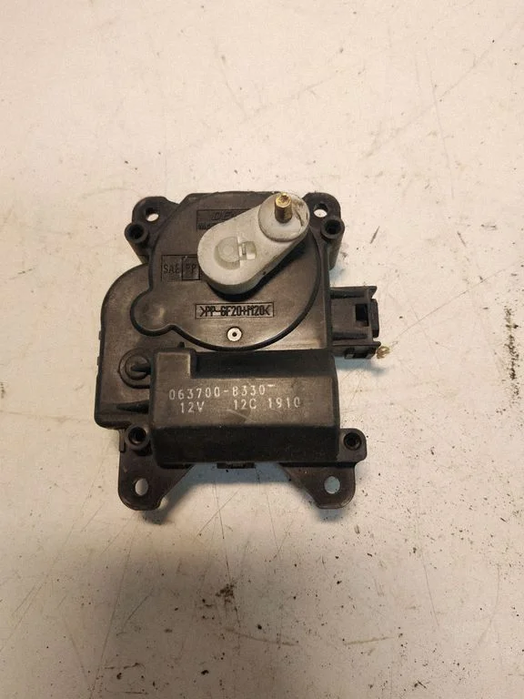 Gaisa aizvara motoriņš/aktuators 0637008330